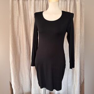 Skivys Chic Black Long Sleeve Dress